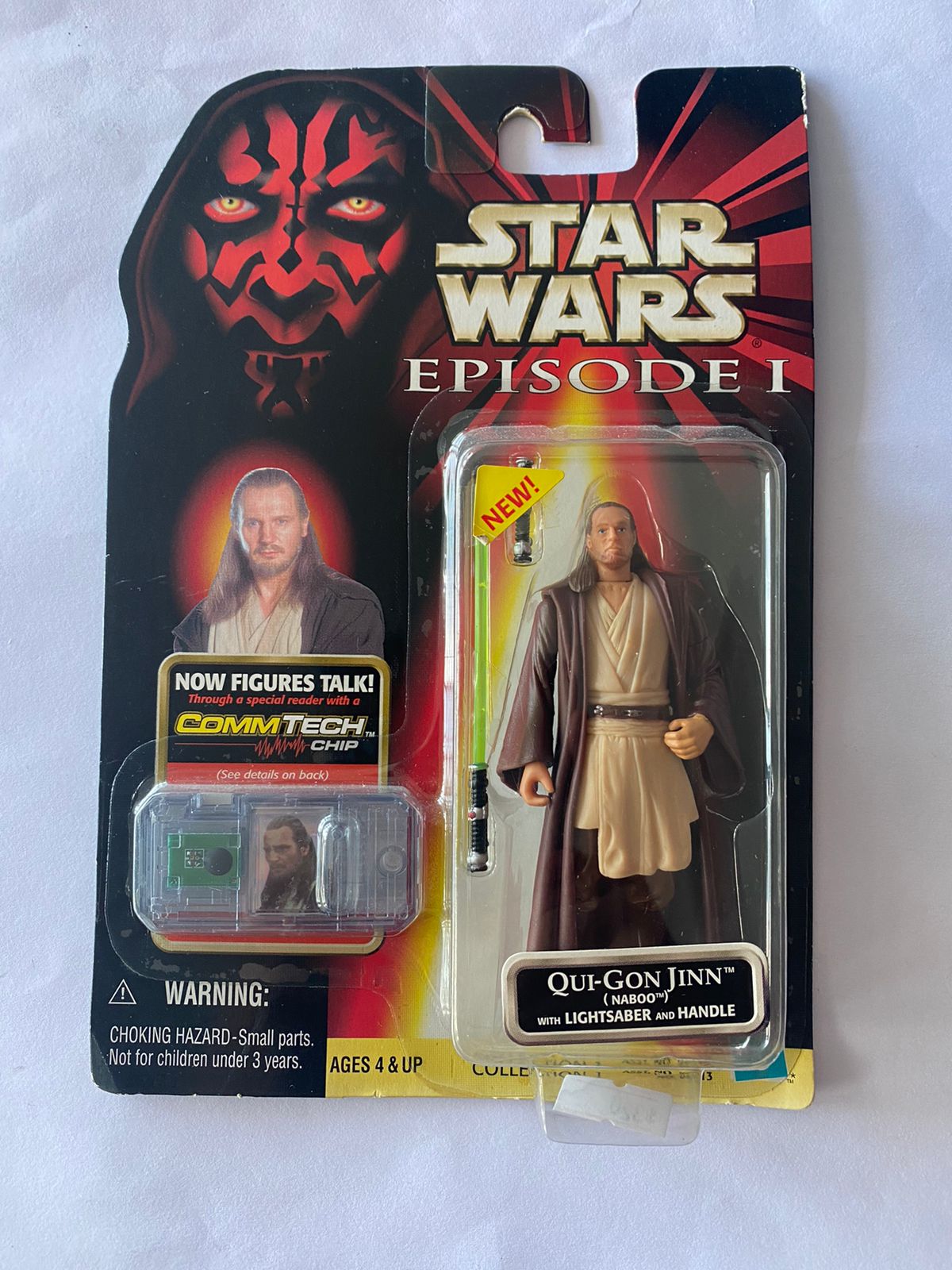 Qui-Gon Jinn With Lightsaber And Handle